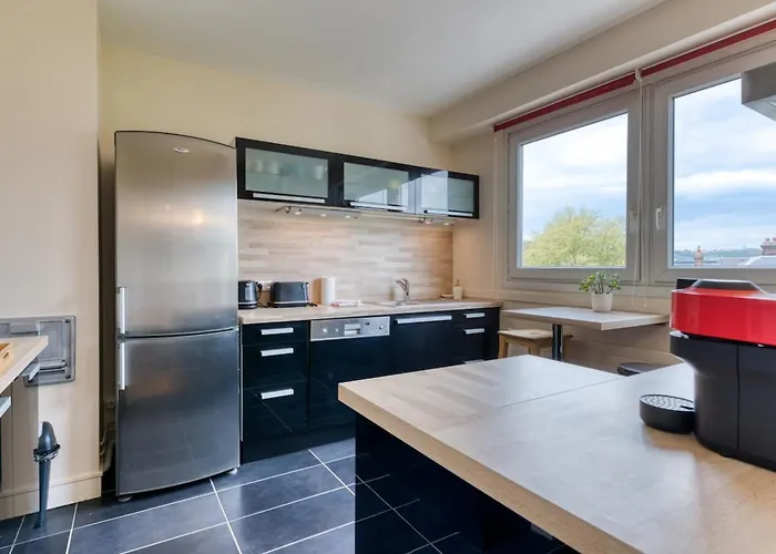 Francoise F5 Avec Petit Parking Apartment Rouen